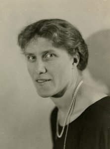 Else Brandström vinnare av Nobelpriset, oläsliga män dör i fängelse under kriget av Jessie Tarbox Beals