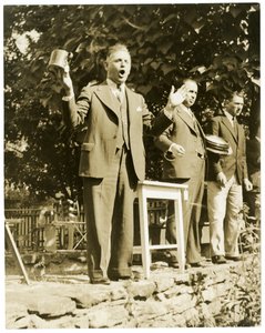 John W. Mitchell i Greenwich Conn eller Weston, Conn Den berömda auktionsförrättaren att gå med xx bilden av Jessie Tarbox Beals