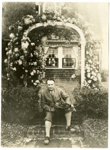 Joseph C Lincoln, ca 1920-28 (foto av gelatinsilver) av Jessie Tarbox Beals