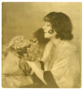Lenore Ulric, ca 1915-28 (foto av gelatinsilver) av Jessie Tarbox Beals