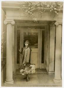 Mabel Herbert Urner, New York, USA, ca 1905-27 (foto av gelatinsilver) av Jessie Tarbox Beals