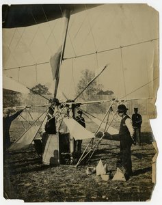 "Meteor" luftskepp av Jessie Tarbox Beals