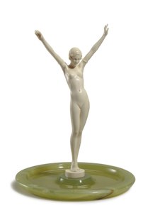 Ecstasy, ca 1930 (elfenben och onyx)