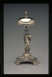 Middagsklocka, ca 1860-70 (silver) av John Bogert