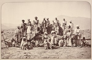 ?Afridi Picket nära Jumrood, Khyber och Rotass på avstånd?, 1879 cirka av John Burke