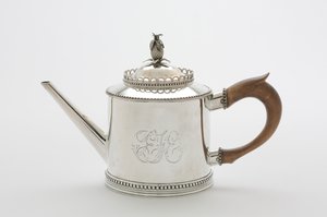 Tekanna, ca 1790 (silver) av John David