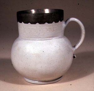 Mugg, ca 1680 (saltglaserat stengods) av John Dwight