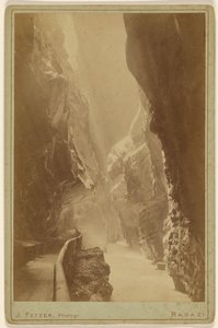 Källa till Pfaefers-baden (Schweiz). av John Fetzer