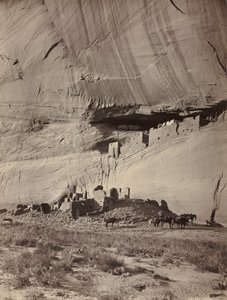 Ruinerna av Cliff Dwellings, Cañon de Chelly, Arizona, ca. 1879-1881.
