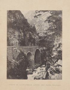 Gorge av New Route des Eaux-Chaudes