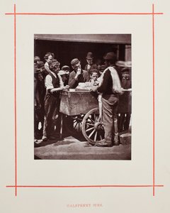 Halfpenny Ices, 1877. av John Thomson