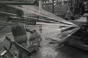 Jutefabrik, Kolkata, Indien, 2017 (foto) av Jon Nicholson