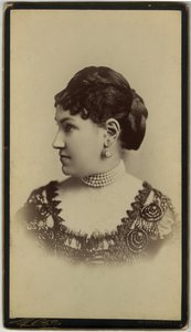 Mrs William Astor (sepiatryck)