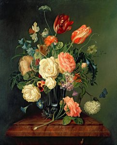 Stilleben med blandade blommor