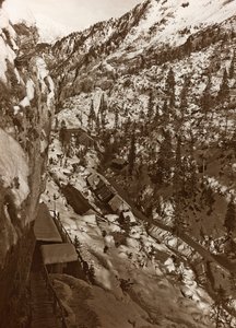 Album "Mitt världskrig - minnen av sydvästra fronten i Kärnten, Italien, Trentino-Alto Adige) 31/03/1915-12/11/1918 - Josef Zohles Wien ": militärbaracker (s/v bild av Josef Zohles