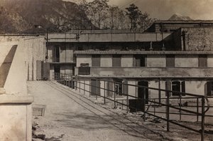 Album "Mitt världskrig - minnen av sydvästra fronten i Kärnten, Italien, Trentino-Alto Adige) 31/03/1915-12/11/1918 - Josef Zohles Wien ": fästningen Chiusaforte av Josef Zohles