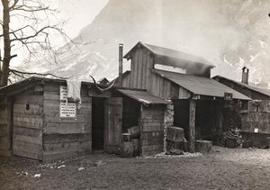 Album "Mitt världskrig - minnen av sydvästra fronten i Kärnten, Italien, Trentino-Alto Adige) 31/03/1915-12/11/ 1918 - Josef Zohles Vienna ": militärbaracker i So.