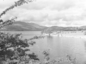 Utsikt över Crummock Water med fjällen i bakgrunden av Joseph Hardman