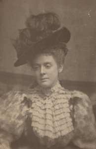 Kvinna, c. 1900.