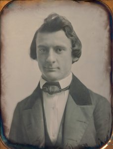 Ung man i tredelad kostym och fluga, 1850-talet. Skapare: Josiah Johnson Hawes, Albert Sands Southworth.