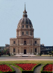 Södervy av kupolen på Hotel des Invalides realiserad av Jules Hardouin Mansart (1646-1708) på ett projekt av Liberal Bruand. 1679-1708 Paris - Kupolen på Hotel des Invalides, byggd 1679-1708 av Hardouin Jules Mansart (1646-1708). Paris, Frankrike