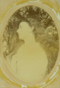 Althea (Alice Liddell), 1872 (albumintryck) av Julia Margaret Cameron