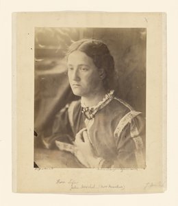 [Julia Herschel (fru Maclear)]