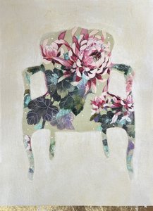 Elegant fåtölj med blommönster