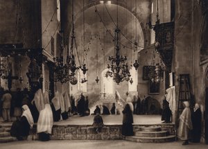 Betlehem, Gudstjänst i Födelsekyrkan (s/v foto)