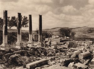 Samaria, ruinerna av Herodes palats (s/v foto)