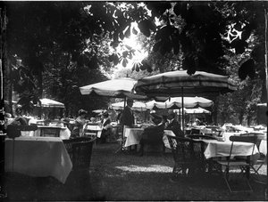 Hyde Park, City Of Westminster, London, 27/04/1905 (s/v foto) av Katherine Jean Macfee
