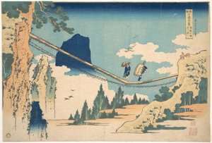 Hängbron vid gränsen mellan provinserna Hida och Etchū (Hietsu no sakai tsuribashi), ur serien ”Anmärkningsvärda vyer av broar i olika provinser” (Shokoku meikyō kiran) av Katsushika Hokusai