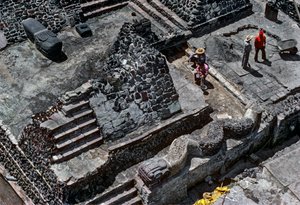 Tenochtitlan, Templo Mayor, Aztec, Kalender, Mexiko, Arkeologi, Mexico City, instit..., 2010 (foto) av Kenneth Garrett