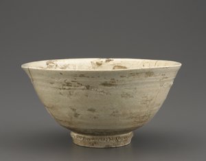 Teskål, troligen Kyongsang Namdo-provinsen, Choson-period, andra hälften av 1500-talet (porslin med klar glasyr)
