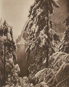 Königssee nära Berchtesgaden; Koenigssee nära Berchtesgaden (s/v foto) av Kurt Hielscher