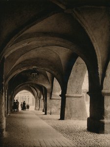 Goritz - Arkader på torget, 1931 av Kurt Hielscher