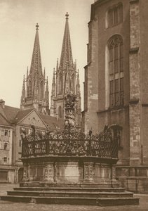 Regensburg, fontän från 1721 på Neupfarrplatz och katedraltorn; Regensburg, fontänen (1721) på "Neupfarr Platz" och katedralen (s/v foto) av Kurt Hielscher