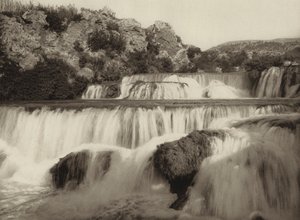 Jugoslavien: Krka Falls (s/v foto) av Kurt Hielscher