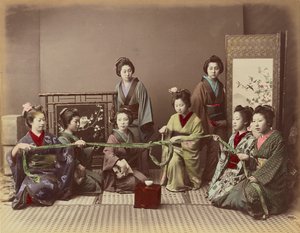 (Konkonchiki) Japanska flickor spelar spel av Kusakabe Kimbei