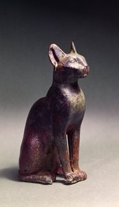 Statyett av en katt med guldörhängen, den heliga representationen av gudinnan Bastet, c.664-630BC (brons)