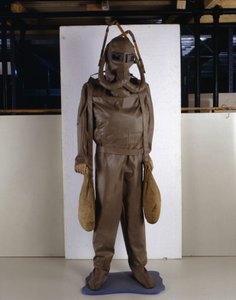 Scuba modell gjord av modellen designad av Leonardo da Vinci (Leonardo da Vinci).