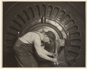 Power House Mechanic. av Lewis W. Hine