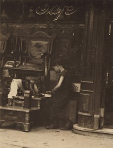 En ung bootblack arbetar på Canal Street i New York City av Lewis Wickes Hine