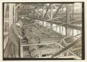 Brytare behövs inte längre, det här är en modern brytare av Lewis Wickes Hine