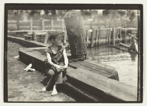 Nere på kajen, New York av Lewis Wickes Hine