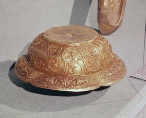 Prydnad från hästsele, c.959 AD (förgyllt silver)