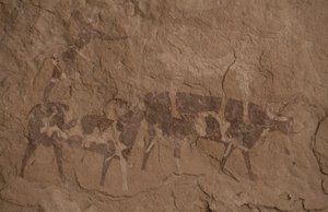 Boskap och mänskliga figurer, Grottmålning, Oued i Djeran, Nära Djanet, Tassili n