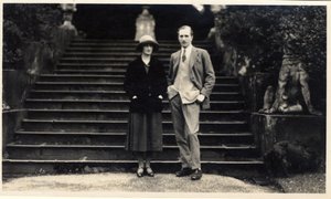 Lady Rachel Cavendish och Viscount Stuart av Findhorn (s/v foto) av Unbekannt Unbekannt