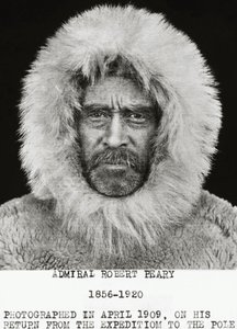 Den amerikanske upptäcktsresanden Robert Edwin Peary (1856-1920) fotograferad i april 1909 när han återvände från sin expedition till Nordpolen av Unbekannt Unbekannt