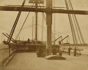Kvartsbryggan på HMS "Impregnable",1852-1854 (foto) av Linnaeus Tripe